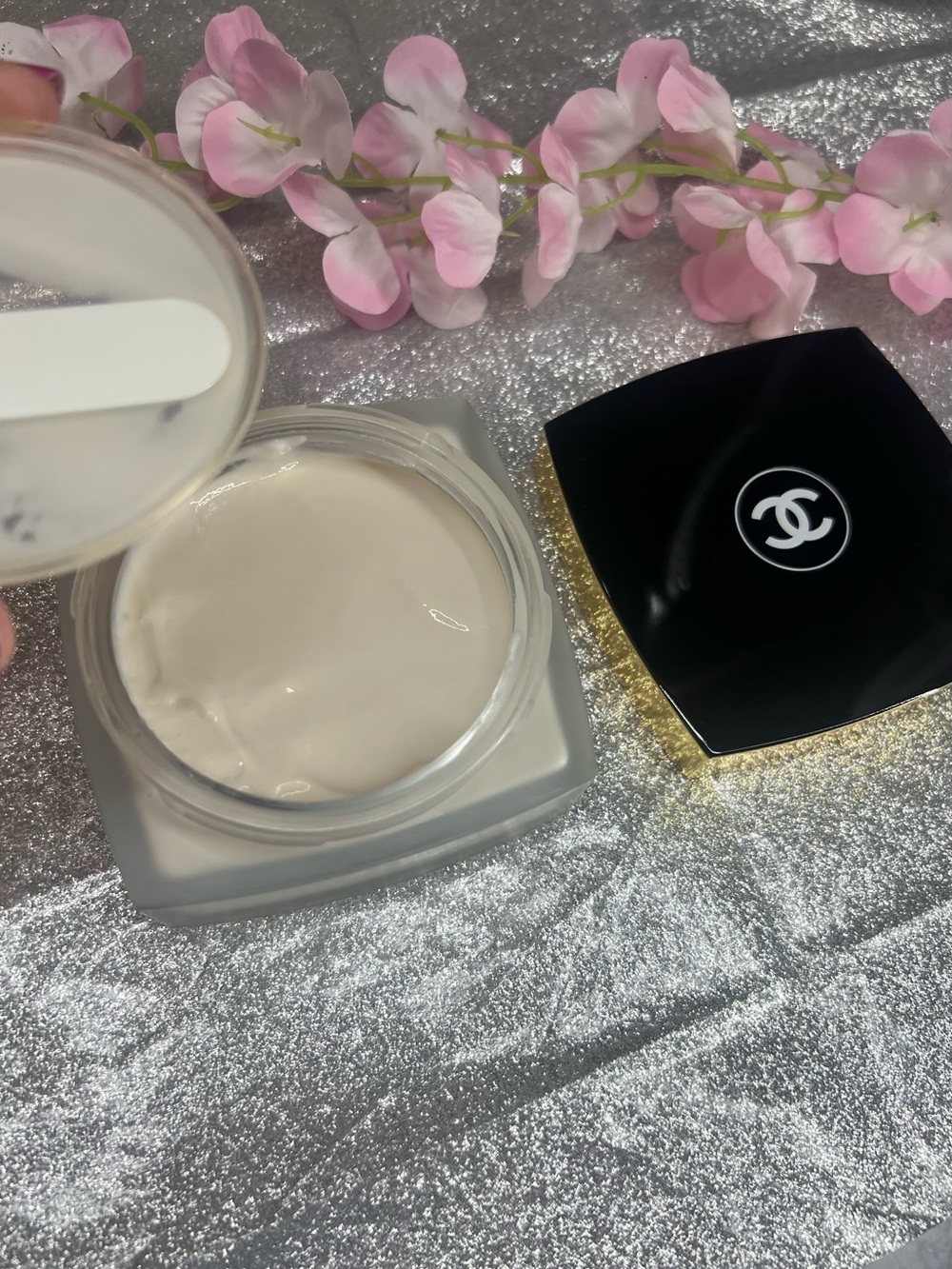 Chanel N°5 Body Cream - Picture 4 of 8